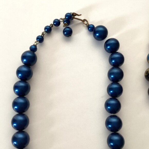 Vintag2 Blue Necklaces + 3 Sets of Blue Earrings + Bracelet Women's Accessories - Picture 5 of 6